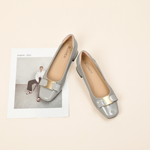 Load image into Gallery viewer, Audrey Mid-heeled Shoes, Etoupe