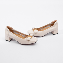 Load image into Gallery viewer, Audrey Mid-heeled Shoes, White