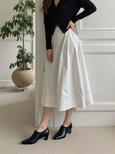 Load image into Gallery viewer, Anmut Loafers, Midnight