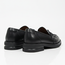 Load image into Gallery viewer, Lune Loafers, Matte Black
