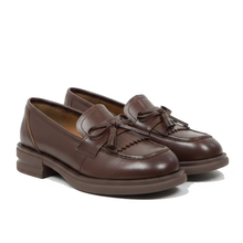 Load image into Gallery viewer, Lune Loafers, Deep Brown
